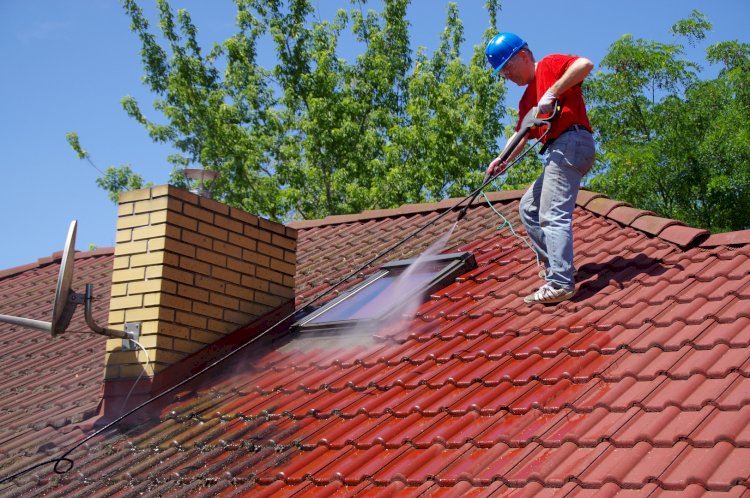 Learn Top Benefits of Maintaining House Roof by Cleaning Expert